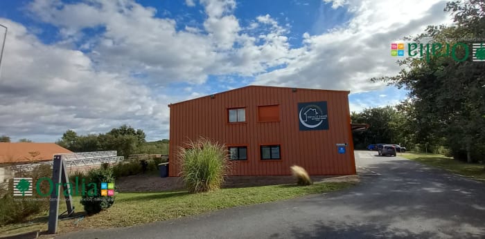 Image 2 sur 2 - Local commercial  ·  Location · Theize (69620)