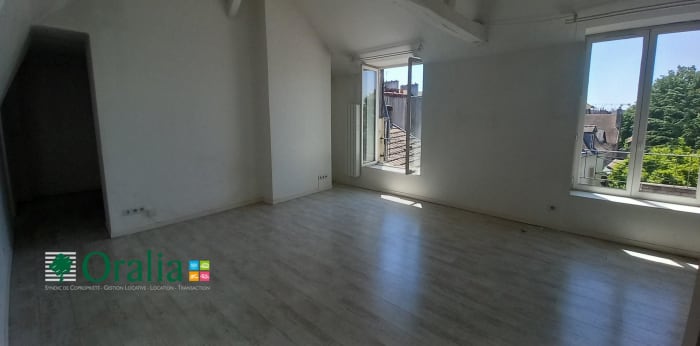 Image 2 sur 14 - Appartement  ·  Location · Dijon (21000) · 3 pièces · 66m²