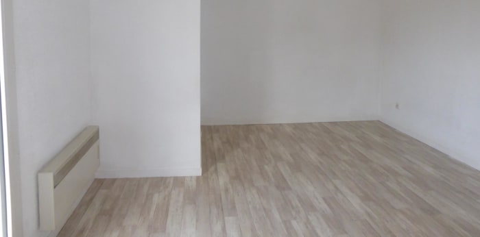 Image 4 sur 6 - Appartement  ·  Location · Dijon (21000) · 1 pièce · 23m²