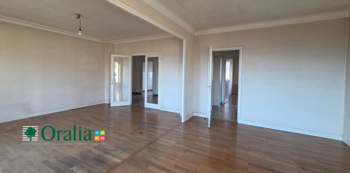 Image 17 sur 20 - Appartement  ·  Location · Grenoble (38000) · 3 pièces · 94m²