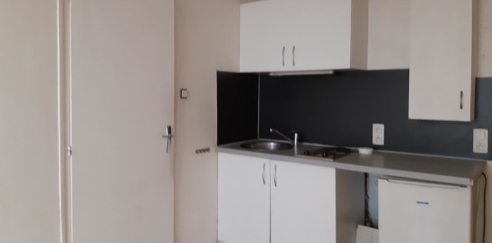 Image 4 sur 10 - Appartement  ·  Location · Grenoble (38000) · 1 pièce · 23m²