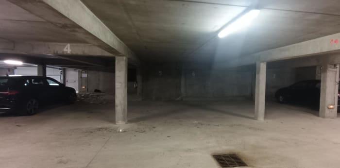 Image 4 sur 5 - Parking  ·  Location · Dijon (21000) · 12m²