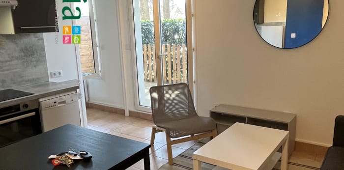 Image 5 sur 14 - Appartement  ·  Location · Champagne Au Mont D Or (69410) · 2 pièces · 32m²