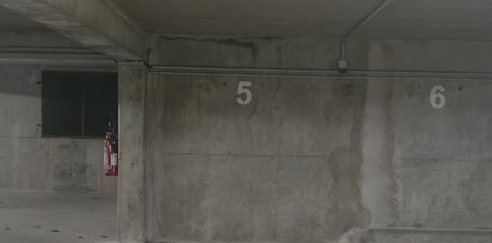 Image 5 sur 5 - Parking  ·  Location · Dijon (21000) · 12m²