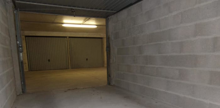 Image 2 sur 4 - Parking  ·  Location · Dijon (21000) · 12m²