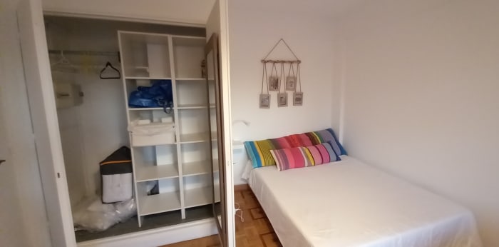 Image 2 sur 8 - Appartement  ·  Location · Marseille (13006) · 1 pièce · 30m²