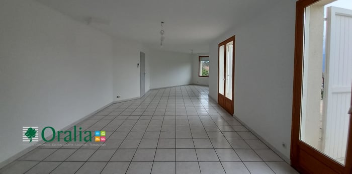 Image 3 sur 15 - Maison  ·  Location · Meylan (38240) · 7 pièces · 169m²