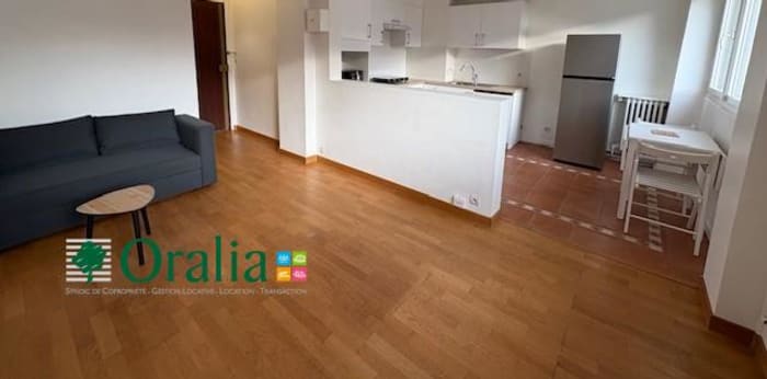 Image 3 sur 15 - Appartement  ·  Location · Paris (75015) · 2 pièces · 44m²