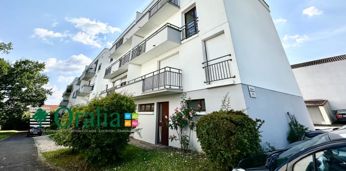 Image 12 sur 26 - Appartement  ·  Location · Bordeaux (33200) · 4 pièces · 75m²