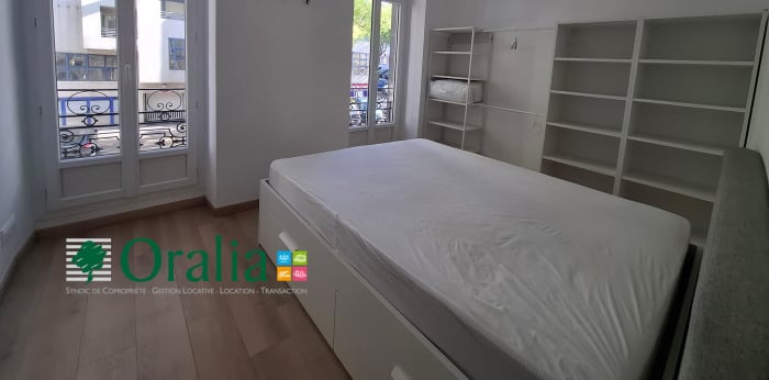 Image 12 sur 14 - Appartement  ·  Location · Marseille (13006) · 3 pièces · 56m²