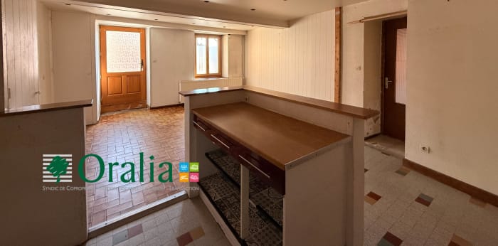 Image 4 sur 12 - Appartement  ·  Location · Savigny (69210) · 3 pièces · 125m²