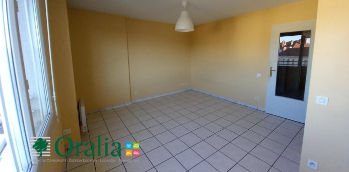 Image 3 sur 10 - Appartement  ·  Location · Dijon (21000) · 1 pièce · 30m²