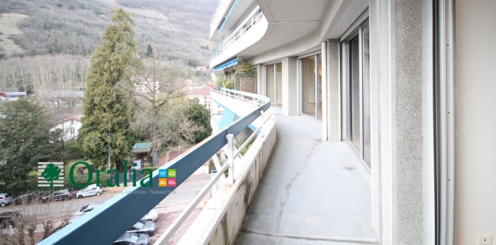 Image 13 sur 17 - Appartement  ·  Location · Grenoble (38000) · 4 pièces · 118m²