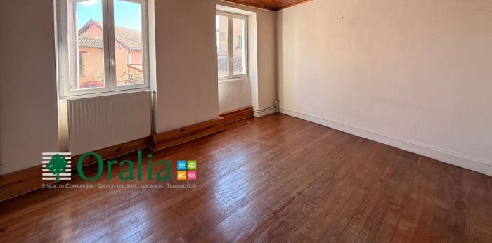 Image 9 sur 12 - Appartement  ·  Location · Savigny (69210) · 3 pièces · 125m²