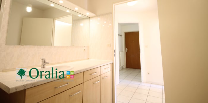 Image 14 sur 19 - Appartement  ·  Location · Grenoble (38000) · 3 pièces · 68m²