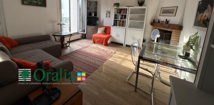 Image 2 sur 10 - Appartement  ·  Location · Paris (75015) · 2 pièces · 46m²