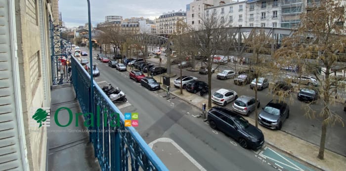Image 4 sur 14 - Appartement  ·  Location · Paris (75015) · 3 pièces · 66m²
