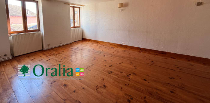 Image 5 sur 12 - Appartement  ·  Location · Savigny (69210) · 3 pièces · 125m²