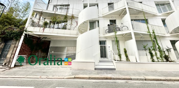 Image 5 sur 5 - Parking  ·  Location · Bordeaux (33000)