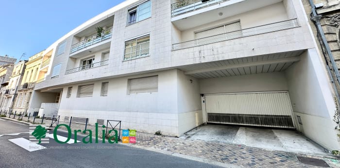 Image 13 sur 32 - Appartement  ·  Location · Bordeaux (33000) · 2 pièces · 51m²