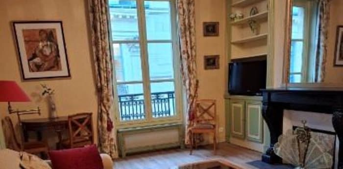 Image 3 sur 4 - Appartement  ·  Location · Paris (75002) · 2 pièces · 52m²