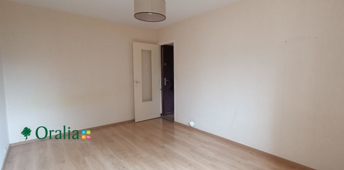 Image 2 sur 6 - Appartement  ·  Location · Dijon (21000) · 1 pièce · 30m²