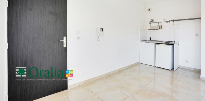 Image 9 sur 13 - Appartement  ·  Location · Vitry Sur Seine (94400) · 1 pièce · 31m²