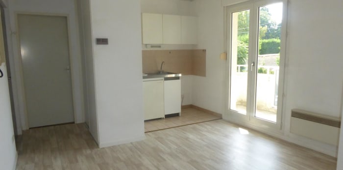 Image 2 sur 6 - Appartement  ·  Location · Dijon (21000) · 1 pièce · 23m²