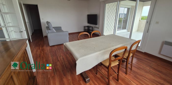 Image 1 sur 13 - Appartement  ·  Location · Merignac (33700) · 3 pièces · 74m²