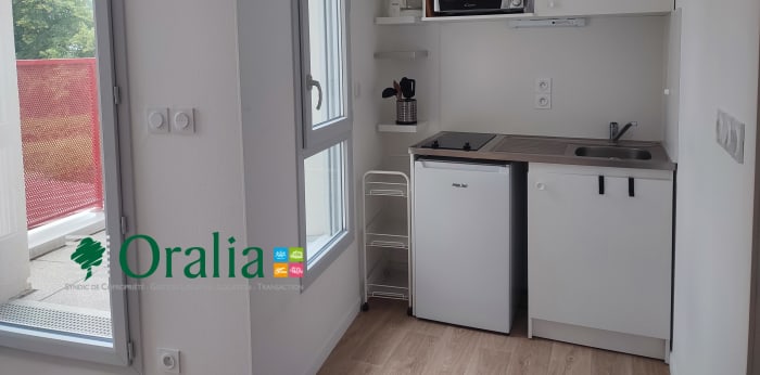 Image 2 sur 7 - Appartement  ·  Location · Dijon (21000) · 1 pièce · 21m²