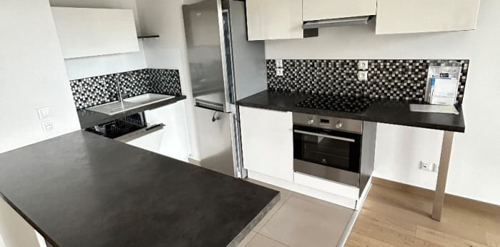 Image 2 sur 16 - Appartement  ·  Location · Lyon (69003) · 3 pièces · 82m²