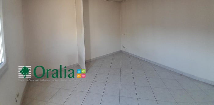 Image 2 sur 5 - Appartement  ·  Location · Dijon (21000) · 1 pièce · 24m²