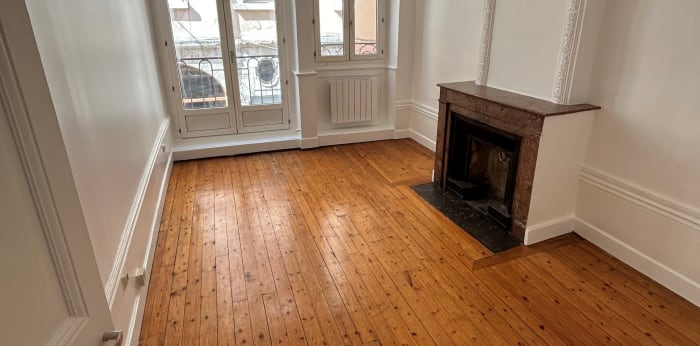 Image 1 sur 11 - Appartement  ·  Location · Lyon (69001) · 3 pièces · 86m²