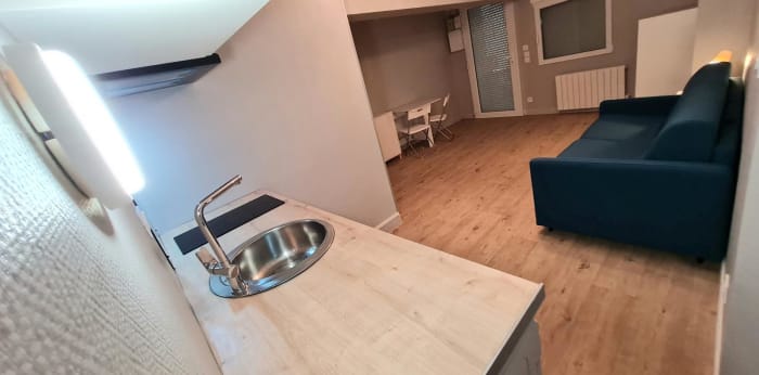 Image 3 sur 5 - Appartement  ·  Location · Dijon (21000) · 1 pièce · 23m²