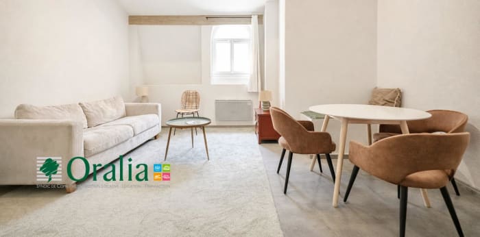 Image 1 sur 24 - Appartement  ·  Location · Bordeaux (33000) · 2 pièces · 39m²