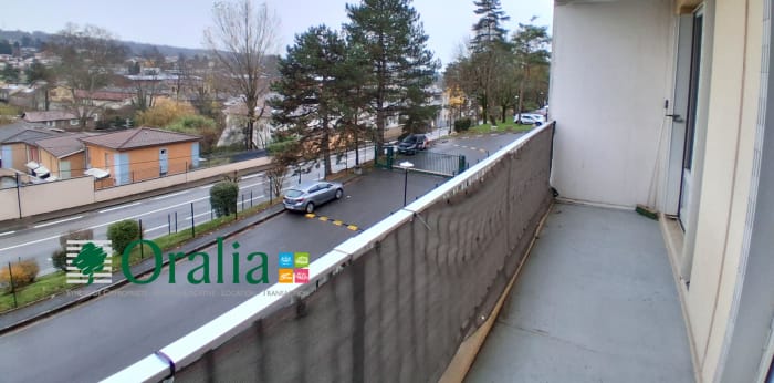 Image 8 sur 10 - Appartement  ·  Location · Neuville Sur Saone (69250) · 3 pièces · 63m²