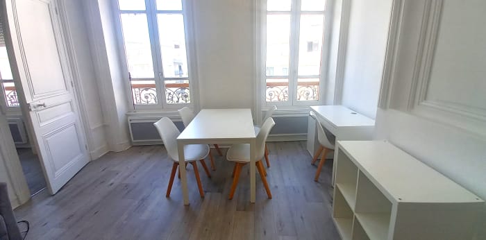 Image 15 sur 15 - Appartement  ·  Location · Lyon 07 (69007) · 2 pièces · 48m²