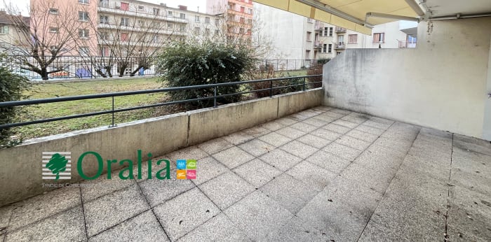 Image 2 sur 10 - Appartement  ·  Location · Grenoble (38000) · 3 pièces · 61m²