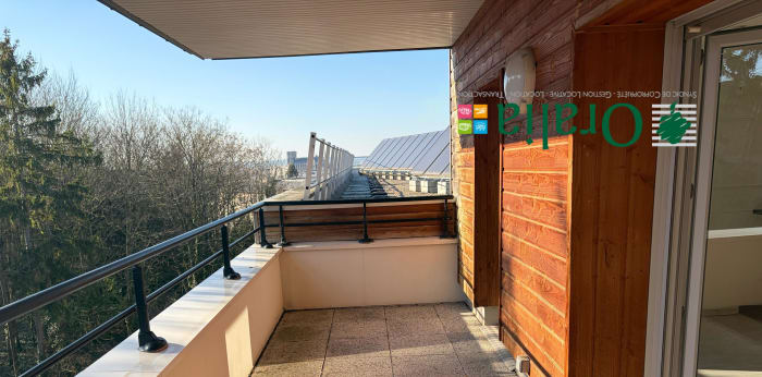 Image 1 sur 12 - Appartement  ·  Location · Reims (51100) · 3 pièces · 66m²