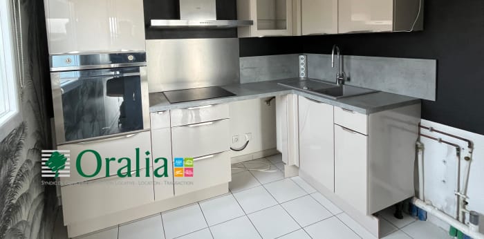 Image 6 sur 12 - Appartement  ·  Location · Dijon (21000) · 3 pièces · 65m²