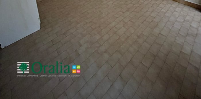 Image 10 sur 12 - Appartement  ·  Location · Lyon (69007) · 1 pièce · 23m²