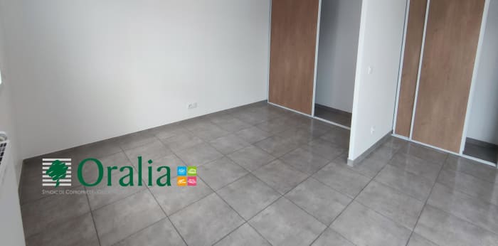 Image 3 sur 8 - Appartement  ·  Location · Dijon (21000) · 1 pièce · 35m²