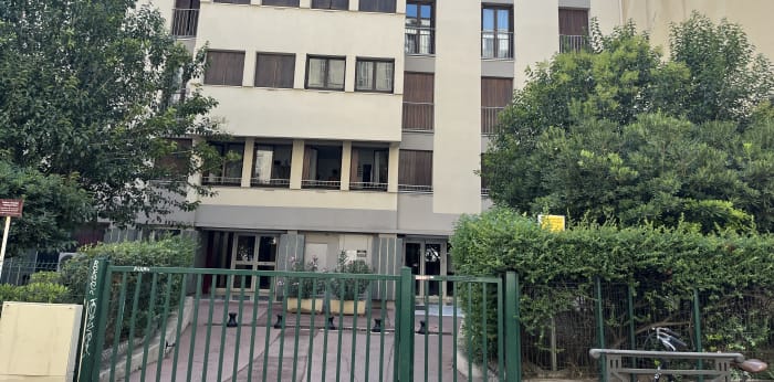 Image 8 sur 9 - Appartement  ·  Location · Marseille (13006) · 1 pièce · 19m²