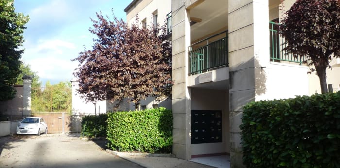 Image 1 sur 4 - Appartement  ·  Location · Dijon (21000) · 1 pièce · 19m²