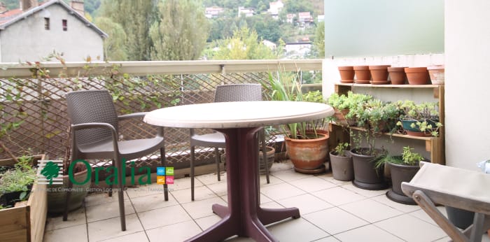 Image 1 sur 5 - Appartement  ·  Location · Grenoble (38000) · 1 pièce · 38m²