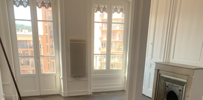 Image 2 sur 8 - Appartement  ·  Location · Lyon (69007) · 1 pièce · 41m²