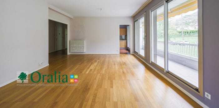 Image 2 sur 14 - Appartement  ·  Location · Meylan (38240) · 2 pièces · 80m²