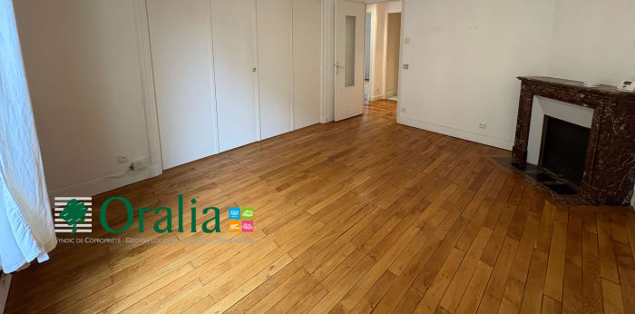 Image 2 sur 10 - Appartement  ·  Location · Paris (75015) · 3 pièces · 59m²