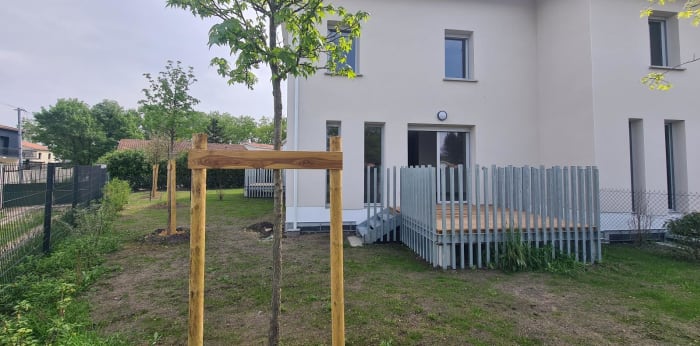 Image 1 sur 11 - Maison  ·  Location · Saint-Vincent-De-Paul (33440) · 4 pièces · 85m²