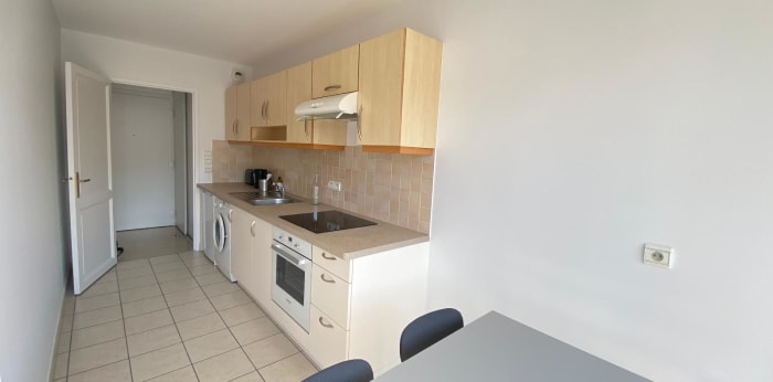 Image 5 sur 11 - Appartement  ·  Location · Grenoble (38000) · 2 pièces · 52m²